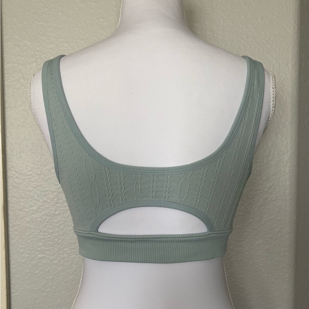 Alo Yoga Seamless Cable Knit Bra – Size S/M Chalk Blue - Picture 5 of 8
